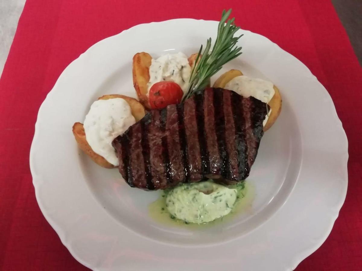 Pension Und Restaurant Gutshaus Kaltenhof Екстериор снимка